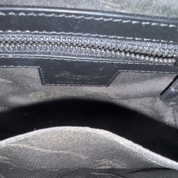 Pineider Odette Crossbody - Picture 4 of 16